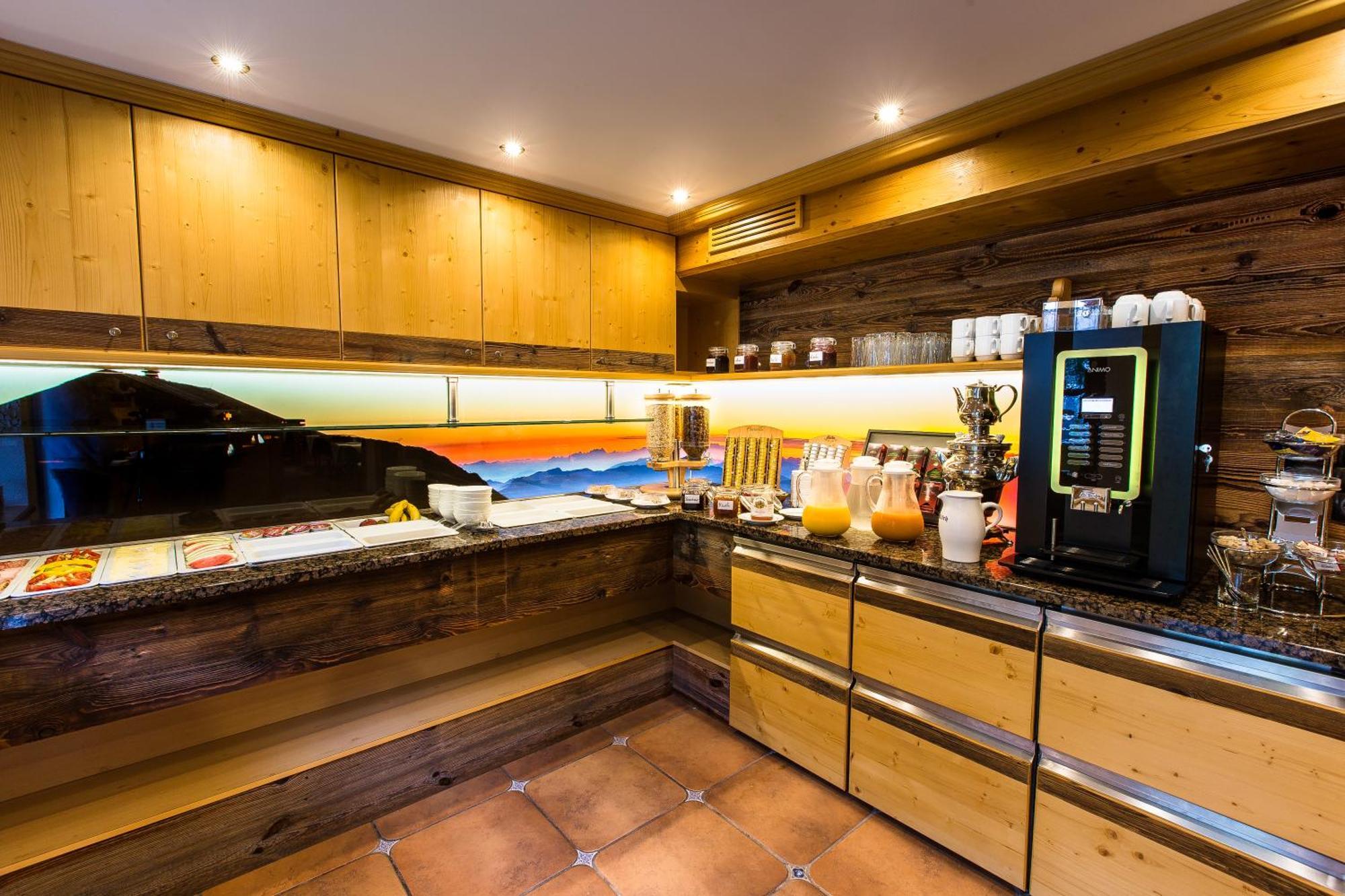 Alpinspa Zur Post Apartment - Bergbahn Von 16 Mai Bis November 2025 Inklusive Bad Gastein Ngoại thất bức ảnh